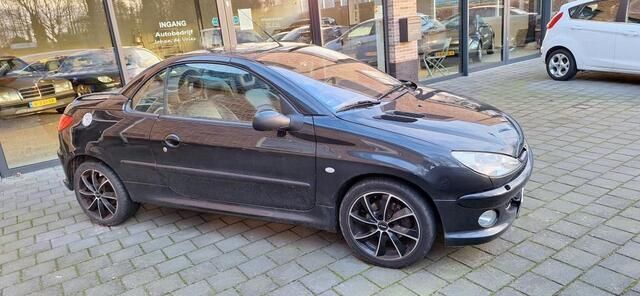Occasion Peugeot 206 CC Roland Garros 109 PK (80 kW) 2005 Zwart Cabriolet