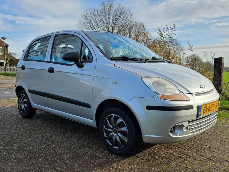 Grijs Gebruikt 2010 Chevrolet Matiz Hatchback | € 1.499 - Afbeelding 1/4