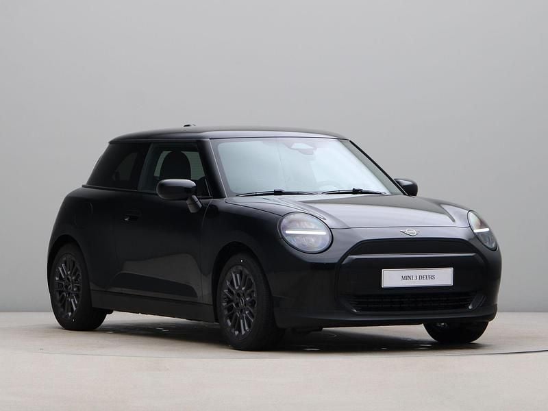Nieuw Mini Cooper 135 kW (184 PK) 2026 Zwart Hatchback