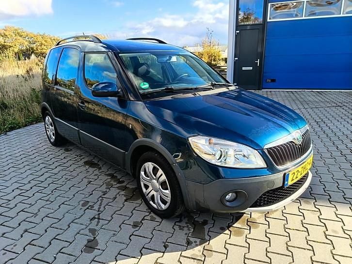 Gebruikt 2012 Skoda Roomster MPV | € 3.999 (Super prijs) - Afbeelding 1/4