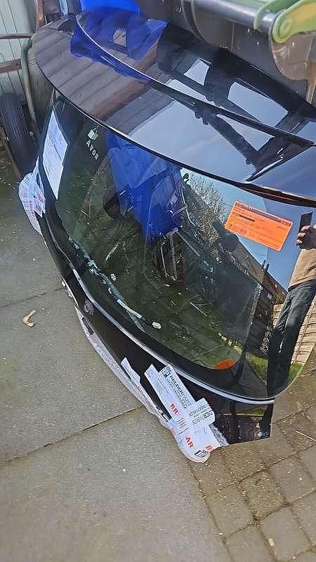 Occasion Toyota Yaris 133 PK (97 kW) 2010 Zwart Hatchback