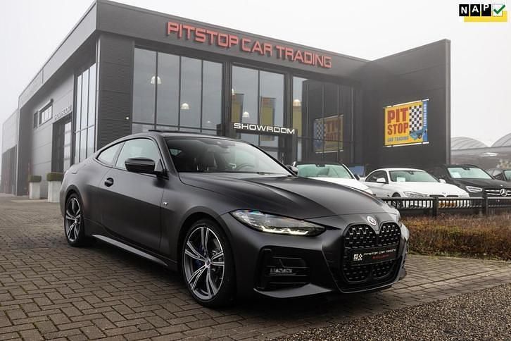 Grijs Occasion 2022 BMW 420 M Sport Coupé | € 39.750 (Eerlijke prijs) - Afbeelding 1/4