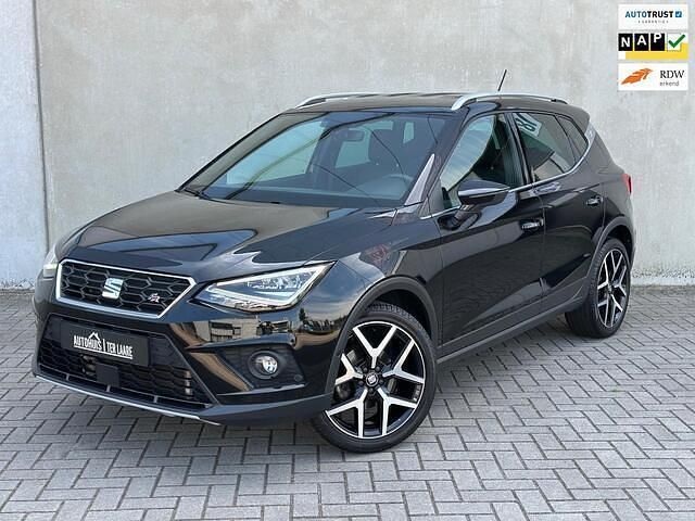 Zwart, metallic lak Gebruikt 2018 Seat Arona Beats SUV | € 19.850 (Iets duurder) - Afbeelding 1/4