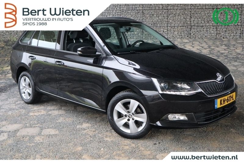Zwart Gebruikt 2016 Skoda Fabia Stationwagen | € 9.790 (Eerlijke prijs) - Afbeelding 1/4