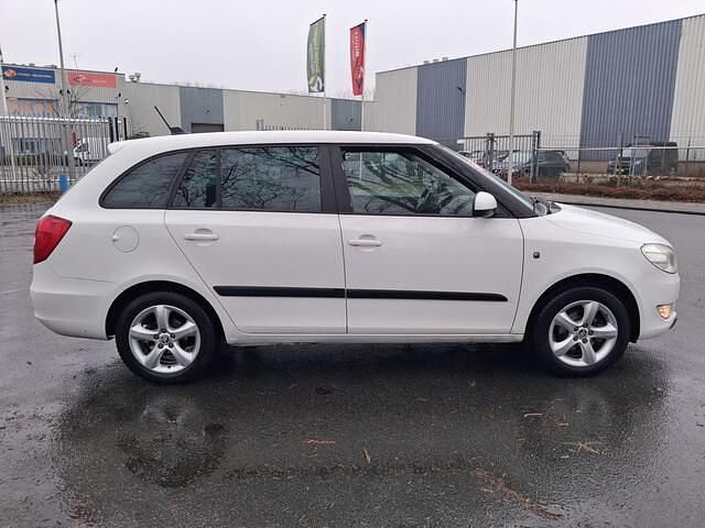 Occasion Skoda Fabia Business Line 75 PK (55 kW) 2013 Wit Stationwagen