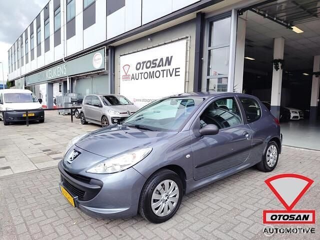 Grijs Gebruikt 2010 Peugeot 206+ Hatchback | € 2.900 (Eerlijke prijs) - Afbeelding 1/4