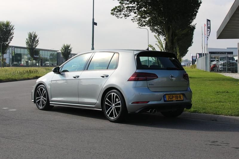 Occasion VW Golf VIII Style 204 PK (150 kW) 2020 Grijs Hatchback