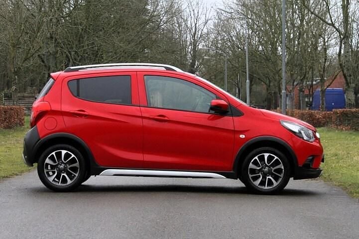 Occasion Opel Karl Edition 75 PK (55 kW) 2018 Rood Hatchback