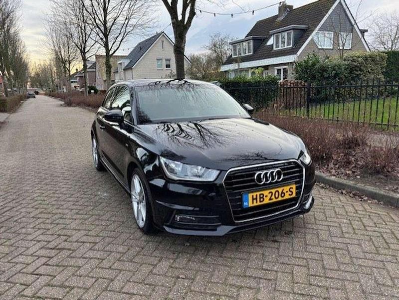 Zwart Gebruikt 2015 Audi A1 S-Line Hatchback | € 9.750 (Goede deal) - Afbeelding 1/4