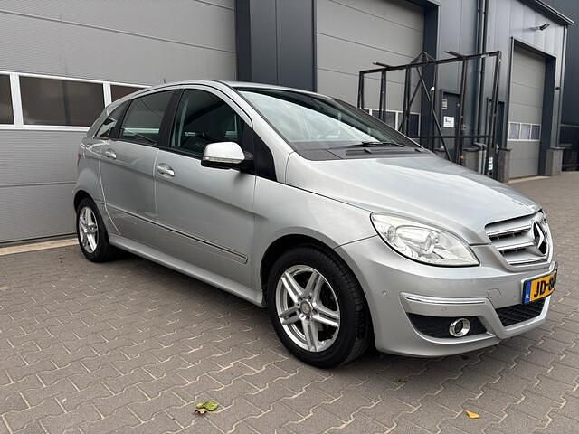 Occasion Mercedes B180 Business 116 PK (85 kW) 2010 Grijs MPV