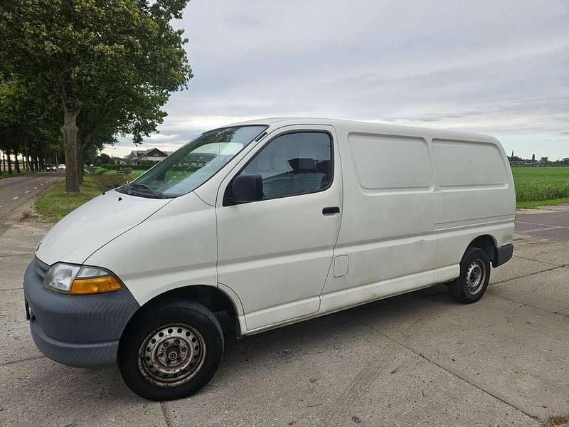 Gebruikt 2001 Toyota HiAce MPV | € 6.950 - Afbeelding 1/4