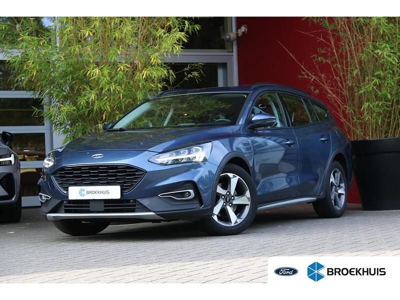 Blauw Occasion 2020 Ford Focus Business Edition Stationwagen | € 20.945 (Iets duurder) - Afbeelding 1/4