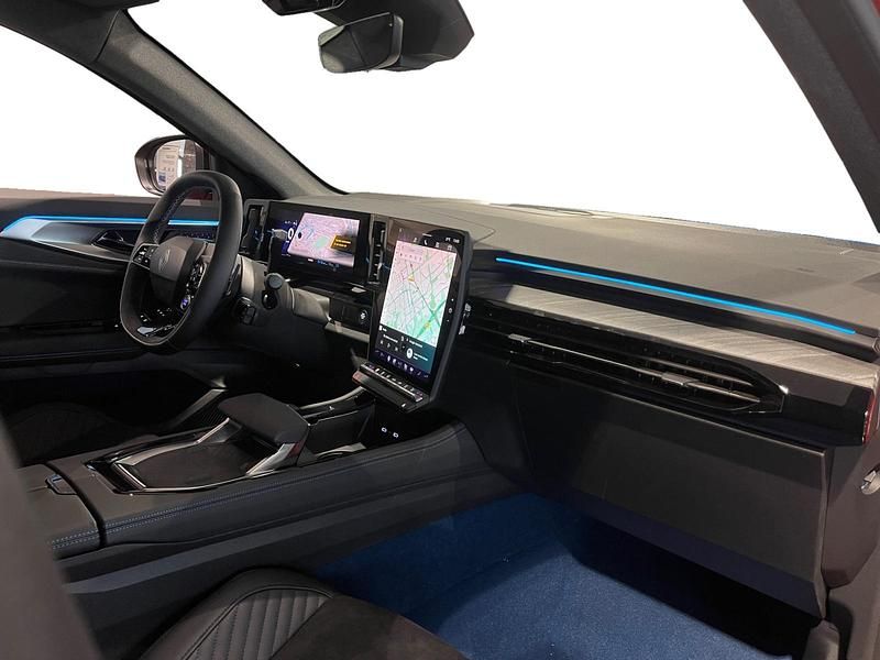 Nieuw Renault Rafale 200 PK (147 kW) 2025 Rouge flamme nnp SUV