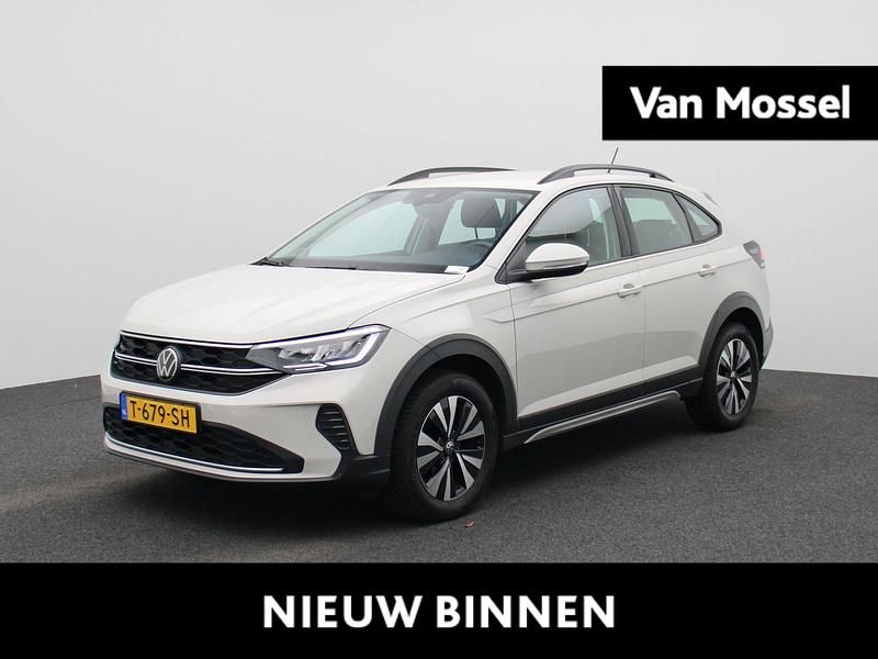 Grijs Gebruikt 2023 VW Taigo Life SUV | € 23.900 (Duur) - Afbeelding 1/4
