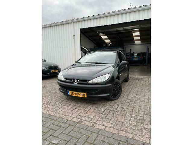 Occasion Peugeot 206 60 PK (44 kW) 2004 Zwart Hatchback