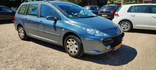 Grijs Gebruikt 2006 Peugeot 307 Stationwagen | € 1.250 (Eerlijke prijs) - Afbeelding 1/4