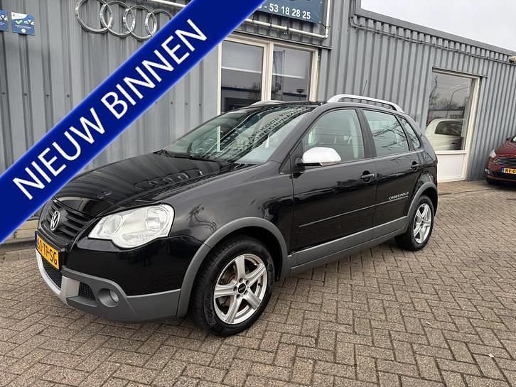 Zwart Occasion 2007 VW Polo Cross Hatchback | € 3.950 (Goede deal) - Afbeelding 1/4