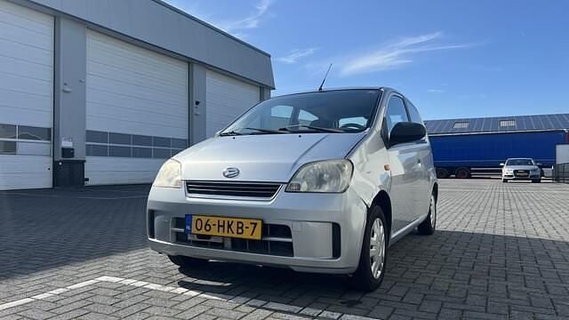 Grijs Occasion 2009 Daihatsu Cuore Hatchback | € 2.250 (Iets duurder) - Afbeelding 1/4