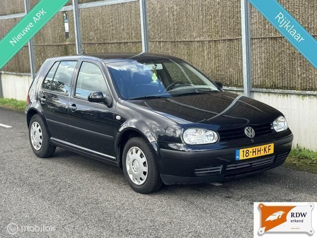 Zwart Gebruikt 2001 VW Golf IV Hatchback | € 1.450 (Eerlijke prijs) - Afbeelding 1/4