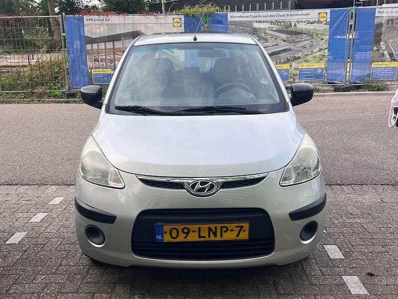 Grijs Gebruikt 2010 Hyundai i10 Active Hatchback | € 2.000 (Goede deal) - Afbeelding 1/4