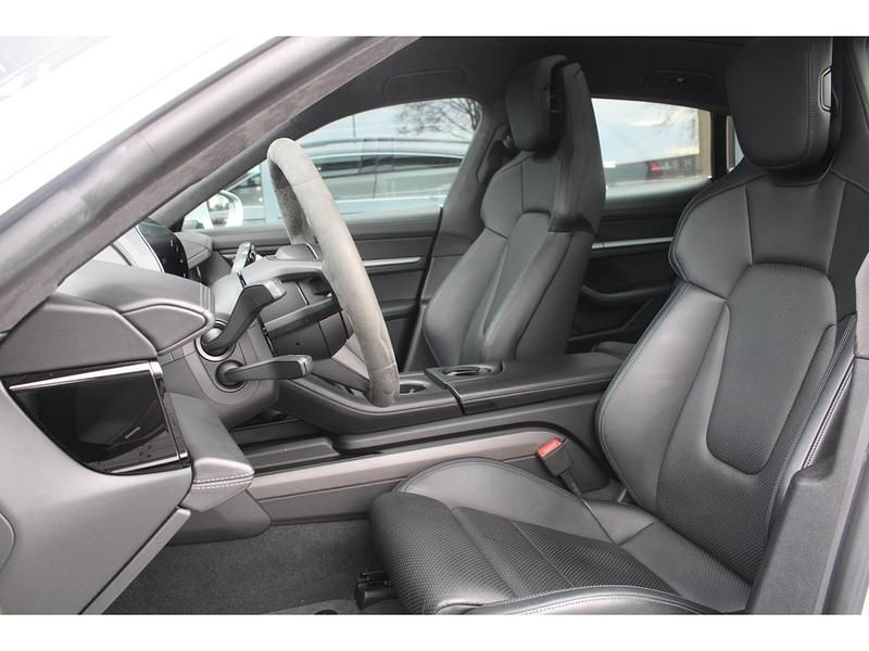 Occasion Porsche Taycan Cross Turismo 419 kW (571 PK) 2021 Grijs SUV