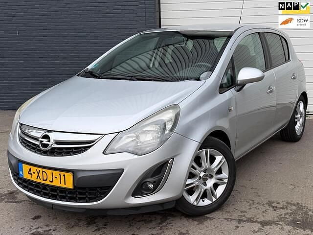 Grijs Gebruikt 2014 Opel Corsa Hatchback | € 4.150 (Goede deal) - Afbeelding 1/4