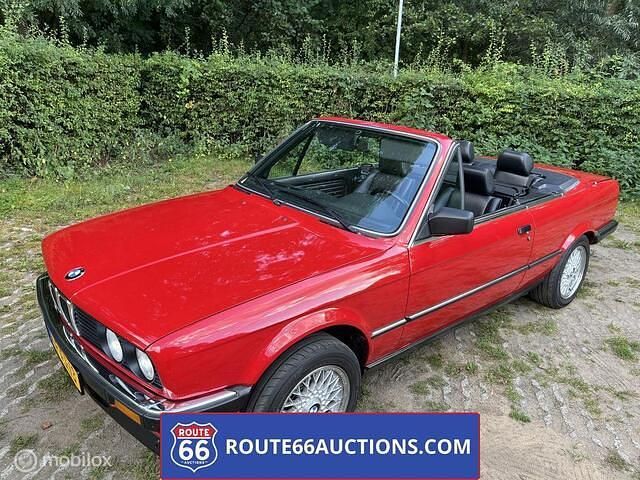 Zwart Gebruikt 1986 BMW 325 Cabriolet | € 16.500 - Afbeelding 1/4