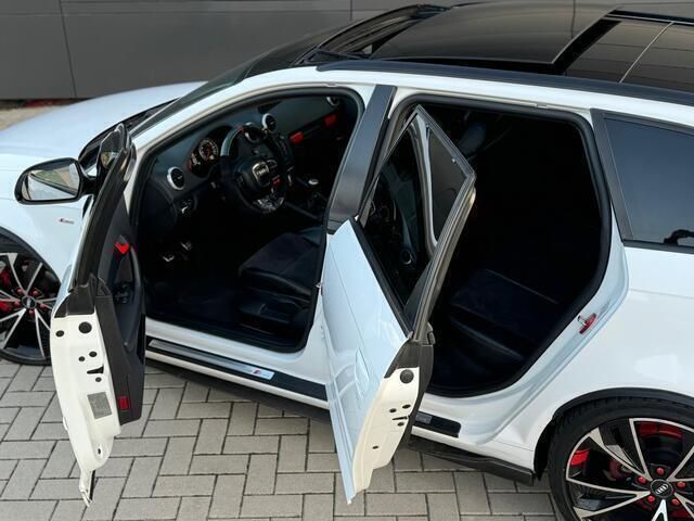 Occasion Audi A3 Sportback Comfort 125 PK (91 kW) 2010 Wit Hatchback