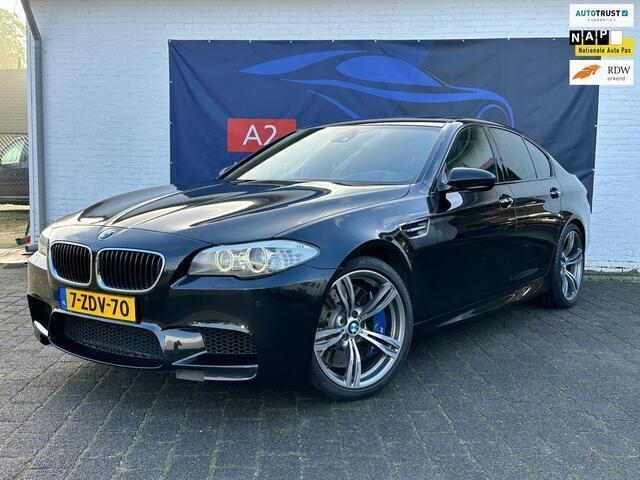 Zwart Gebruikt 2012 BMW M5 Sedan | € 38.888 - Afbeelding 1/4