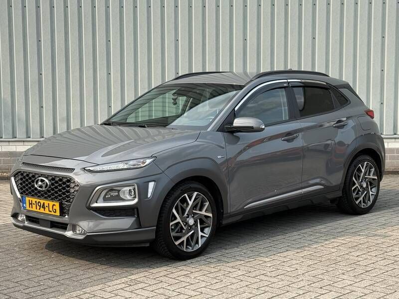 Grijs Gebruikt 2020 Hyundai Kona Premium SUV | € 21.730 (Eerlijke prijs) - Afbeelding 1/4