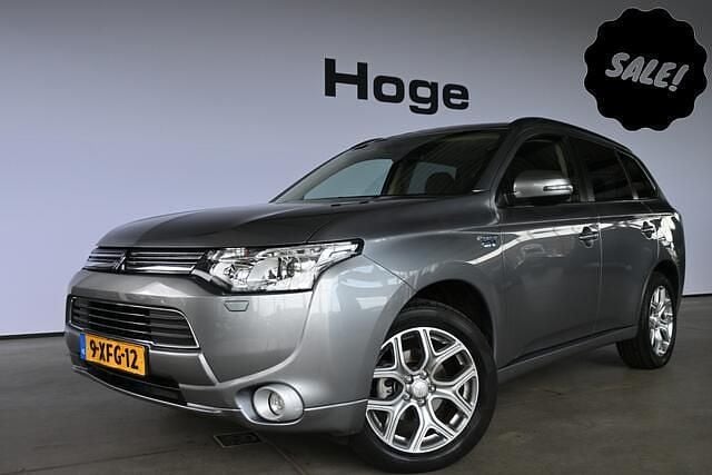 Grijs Gebruikt 2014 Mitsubishi Outlander Instyle SUV | € 9.940 (Super prijs) - Afbeelding 1/4