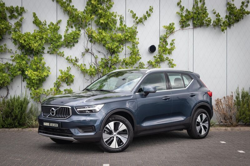 Blauw Gebruikt 2021 Volvo XC40 Inscription SUV | € 34.399 (Eerlijke prijs) - Afbeelding 1/4