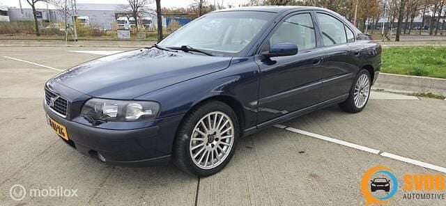 Blauw Gebruikt 2003 Volvo S60 Sedan | € 3.499 (Eerlijke prijs) - Afbeelding 1/4