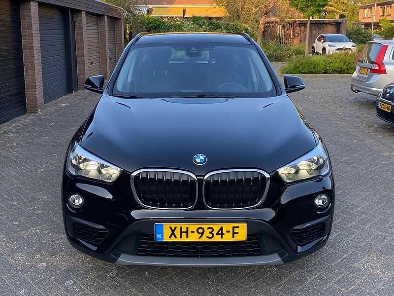 Gebruikt 2019 BMW X1 SUV | € 19.999 (Eerlijke prijs) - Afbeelding 1/4