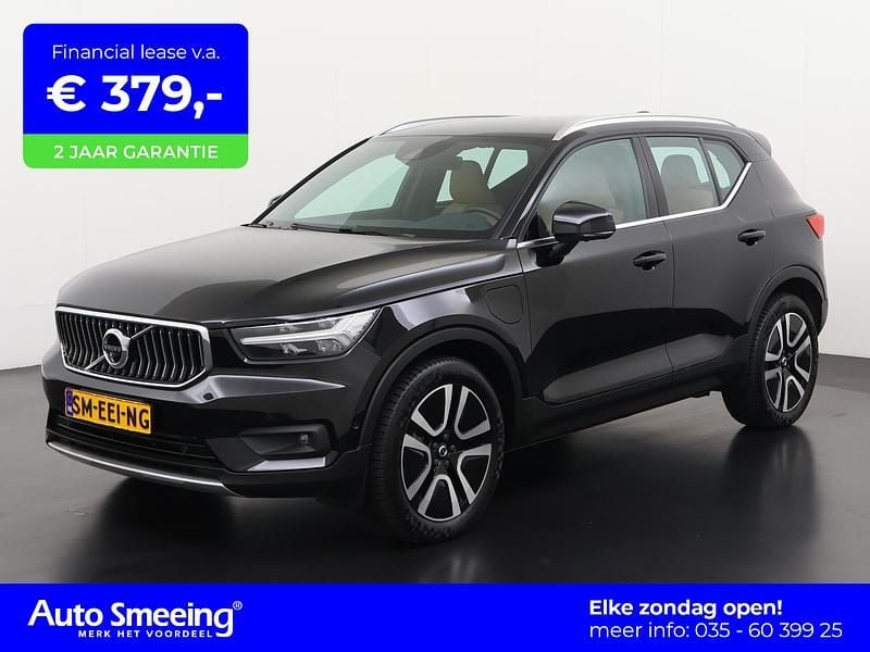 Zwart Gebruikt 2021 Volvo XC40 Inscription SUV | € 30.690 (Goede deal) - Afbeelding 1/4