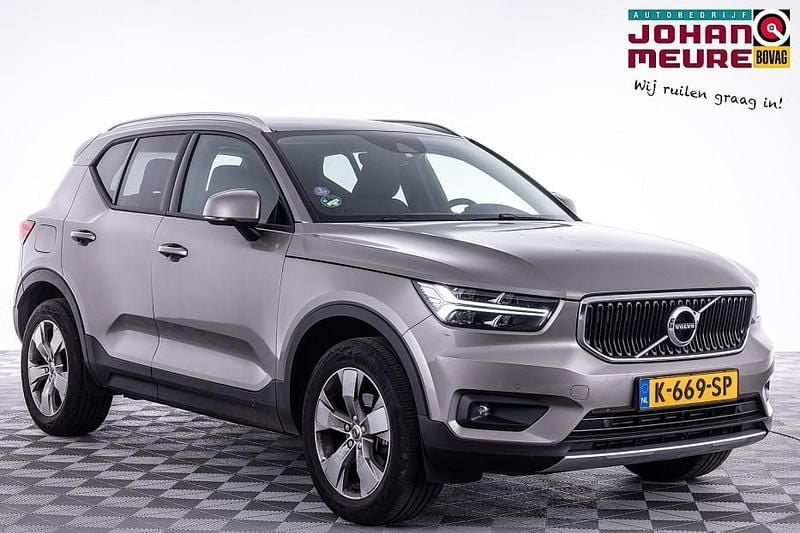 Grijs Gebruikt 2021 Volvo XC40 Business Edition SUV | € 28.990 (Super prijs) - Afbeelding 1/4