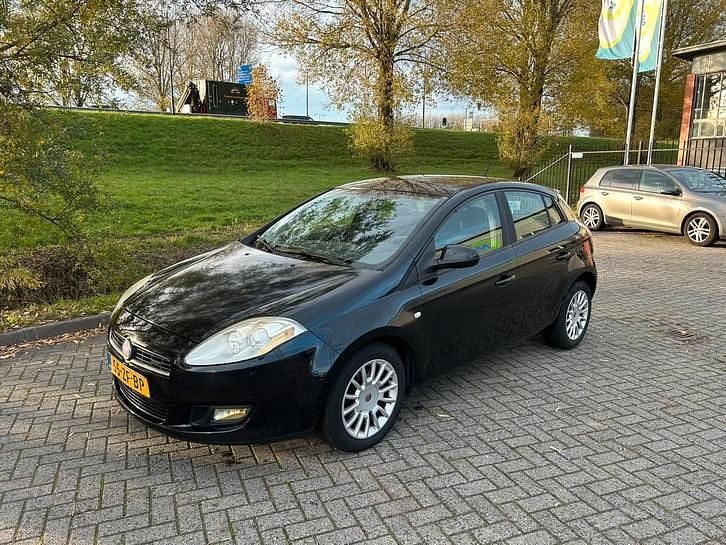 Gebruikt 2008 Fiat Bravo Hatchback | € 4.200 (Eerlijke prijs) - Afbeelding 1/4
