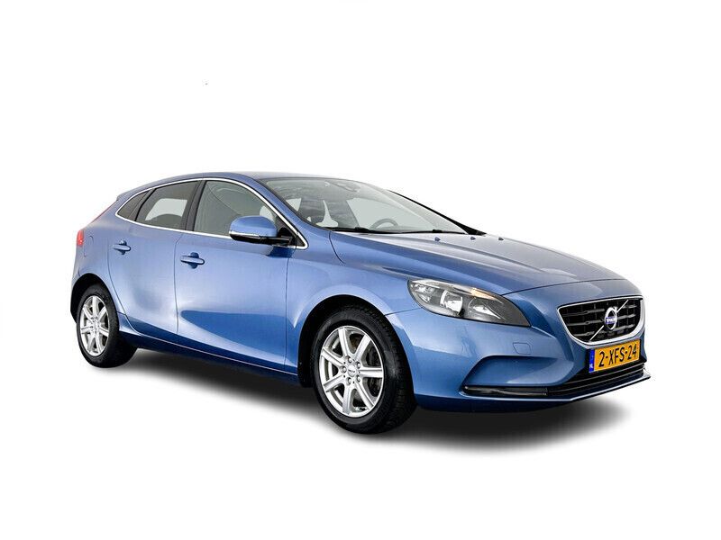 Power blue metallic (blauw metallic) Gebruikt 2014 Volvo V40 Comfort Stationwagen | € 5.645 (Eerlijke prijs) - Afbeelding 1/4