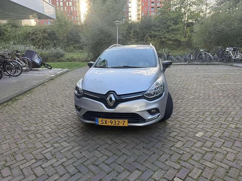 Grijs Occasion 2018 Renault Clio GrandTour LIMITED Stationwagen | € 6.800 (Eerlijke prijs) - Afbeelding 1/4