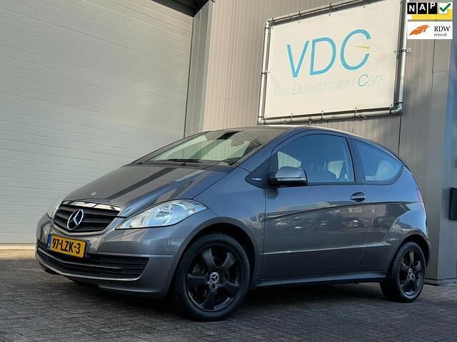 Grijs Gebruikt 2010 Mercedes A160 Business MPV | € 3.500 (Eerlijke prijs) - Afbeelding 1/4