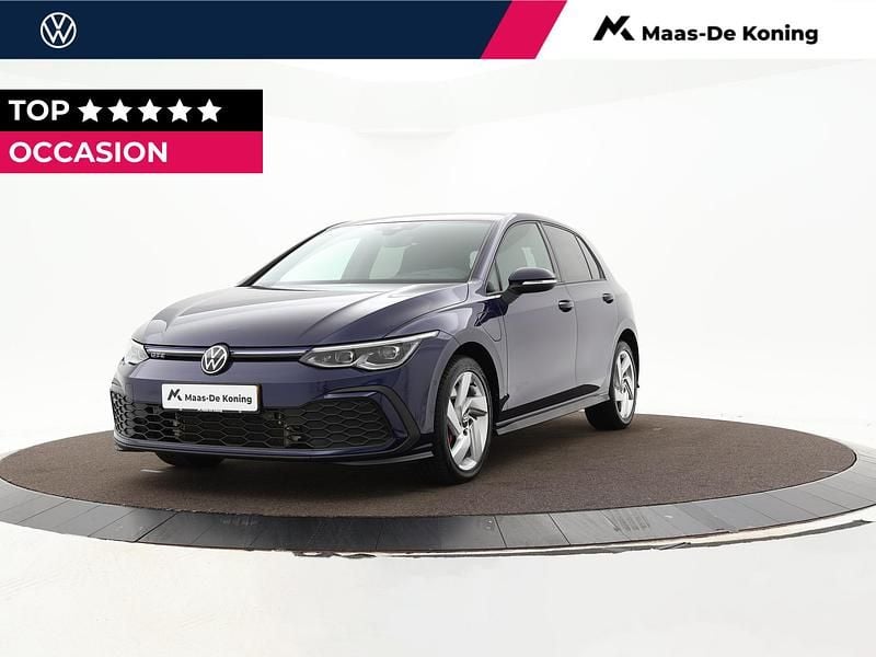 Blauw Gebruikt 2023 VW Golf VIII GTE Hatchback | € 26.440 (Super prijs) - Afbeelding 1/4