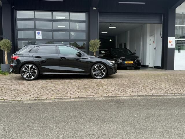 Occasion Audi A3 Sportback Edition .1 150 PK (110 kW) 2021 Zwart Hatchback
