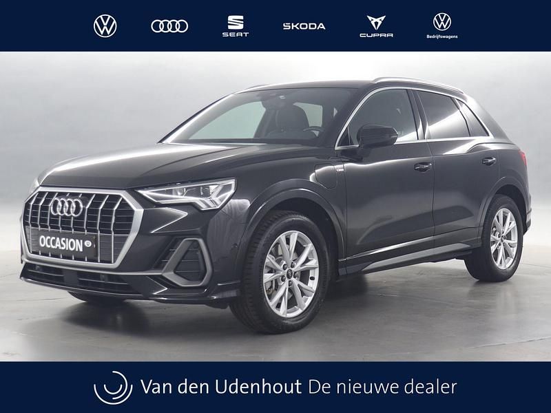 Zwart Occasion 2021 Audi Q3 SUV | € 29.940 (Eerlijke prijs) - Afbeelding 1/4