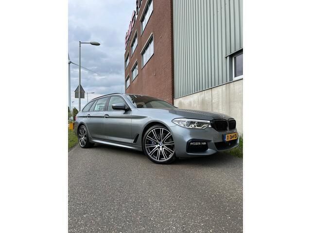 Grijs Gebruikt 2018 BMW 540 Executive Stationwagen | € 25.950 (Goede deal) - Afbeelding 1/4
