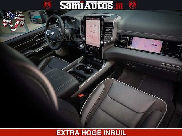 Nieuw Dodge Ram 2025 Zwart (metallic) Pickup