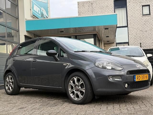 Occasion Fiat Punto Evo 99 PK (72 kW) 2017 Grijs Hatchback