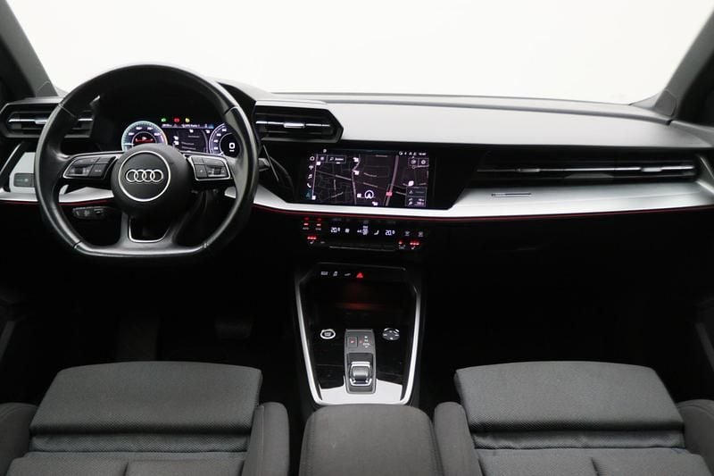 Occasion Audi A3 Sportback e-tron 2026 Grijs Hatchback