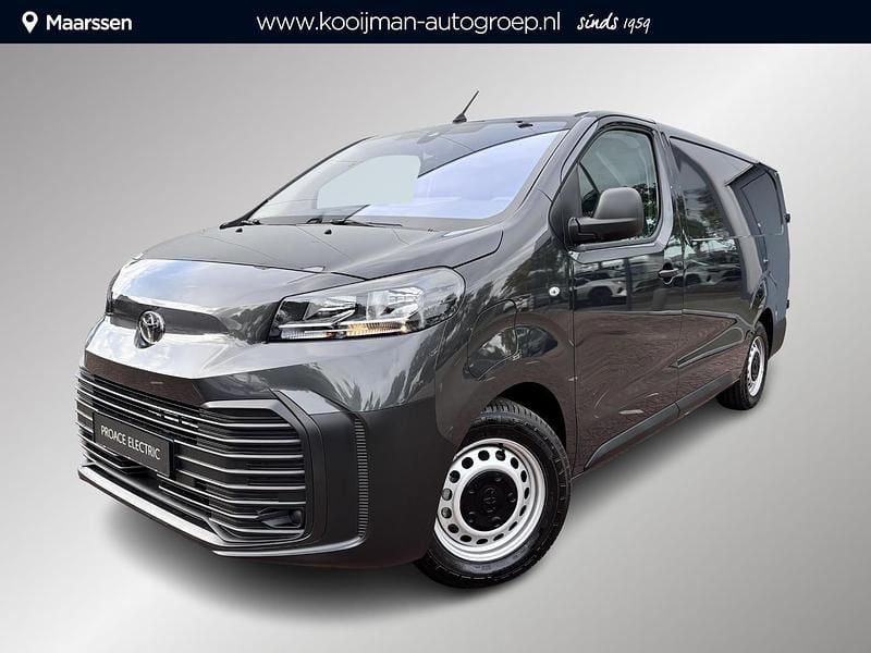 Titanium silver Nieuw 2025 Toyota Proace MPV | € 32.700 (Super prijs) - Afbeelding 1/4