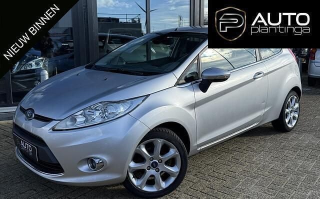 Grijs Gebruikt 2009 Ford Fiesta Ghia Hatchback | € 2.745 (Iets duurder) - Afbeelding 1/4