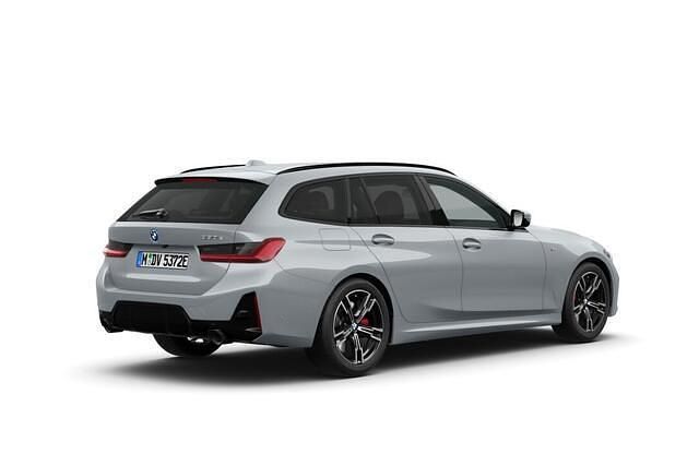 Nieuw BMW 330 Comfort Edition 291 PK (214 kW) 2026 Grijs Stationwagen
